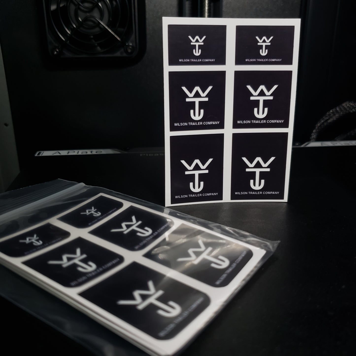 1/25 Wilson Trailer on Black MudFlap