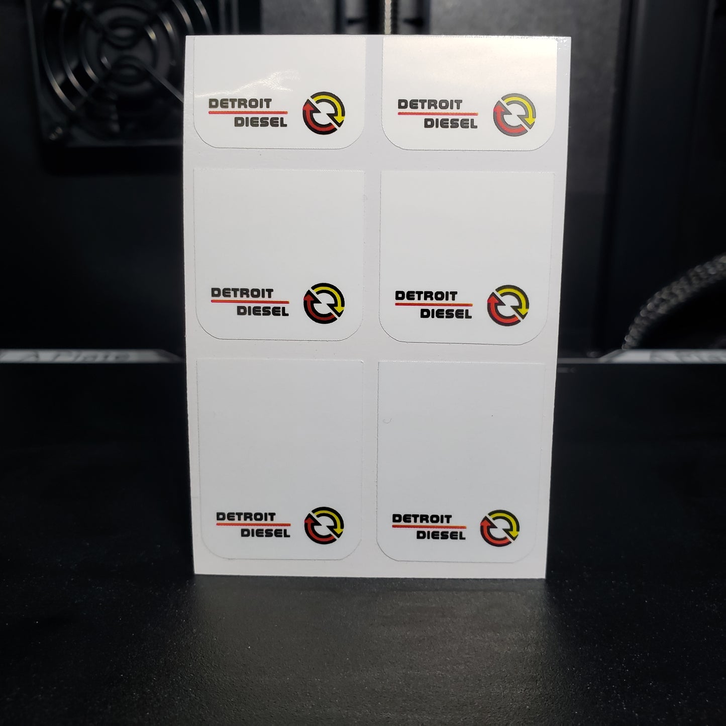 1/25 Detroit Diesel on White MudFlap