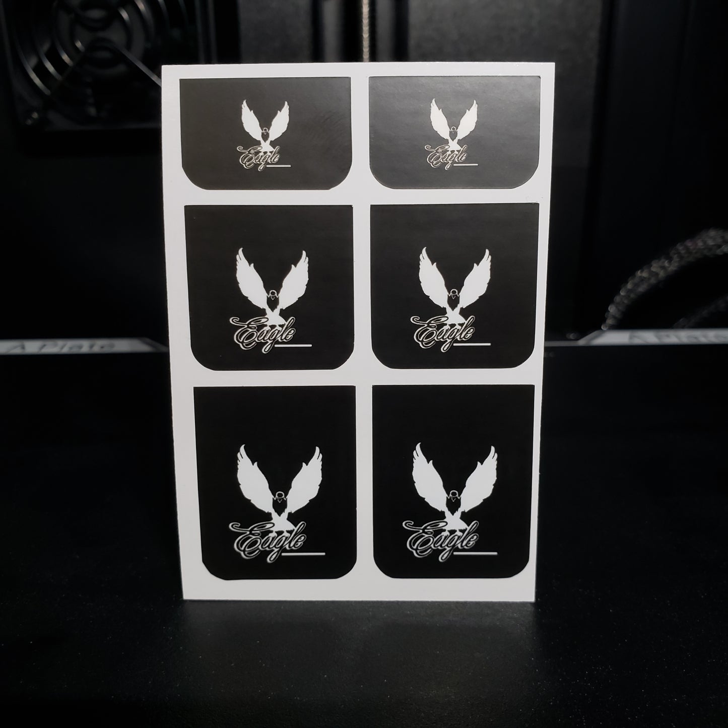 1/25 International Eagle on Black MudFlap