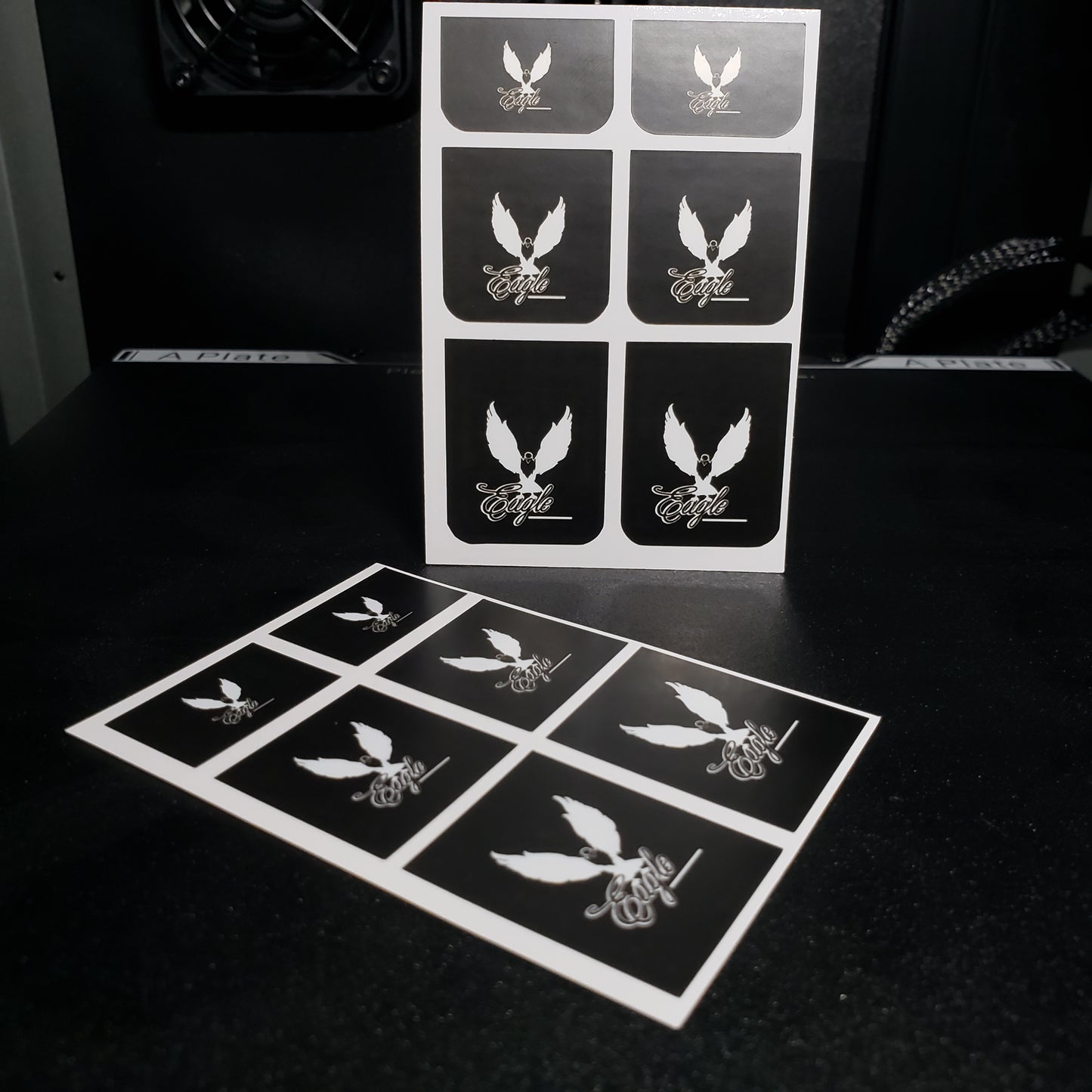1/25 International Eagle on Black MudFlap