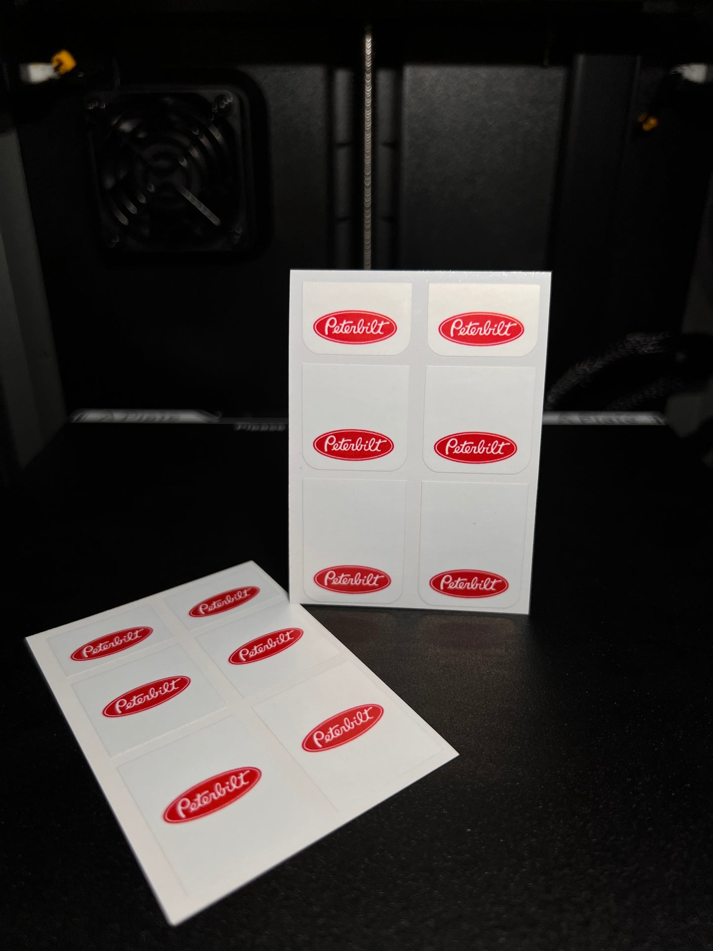 1/25 Peterbilt Red on White MudFlap