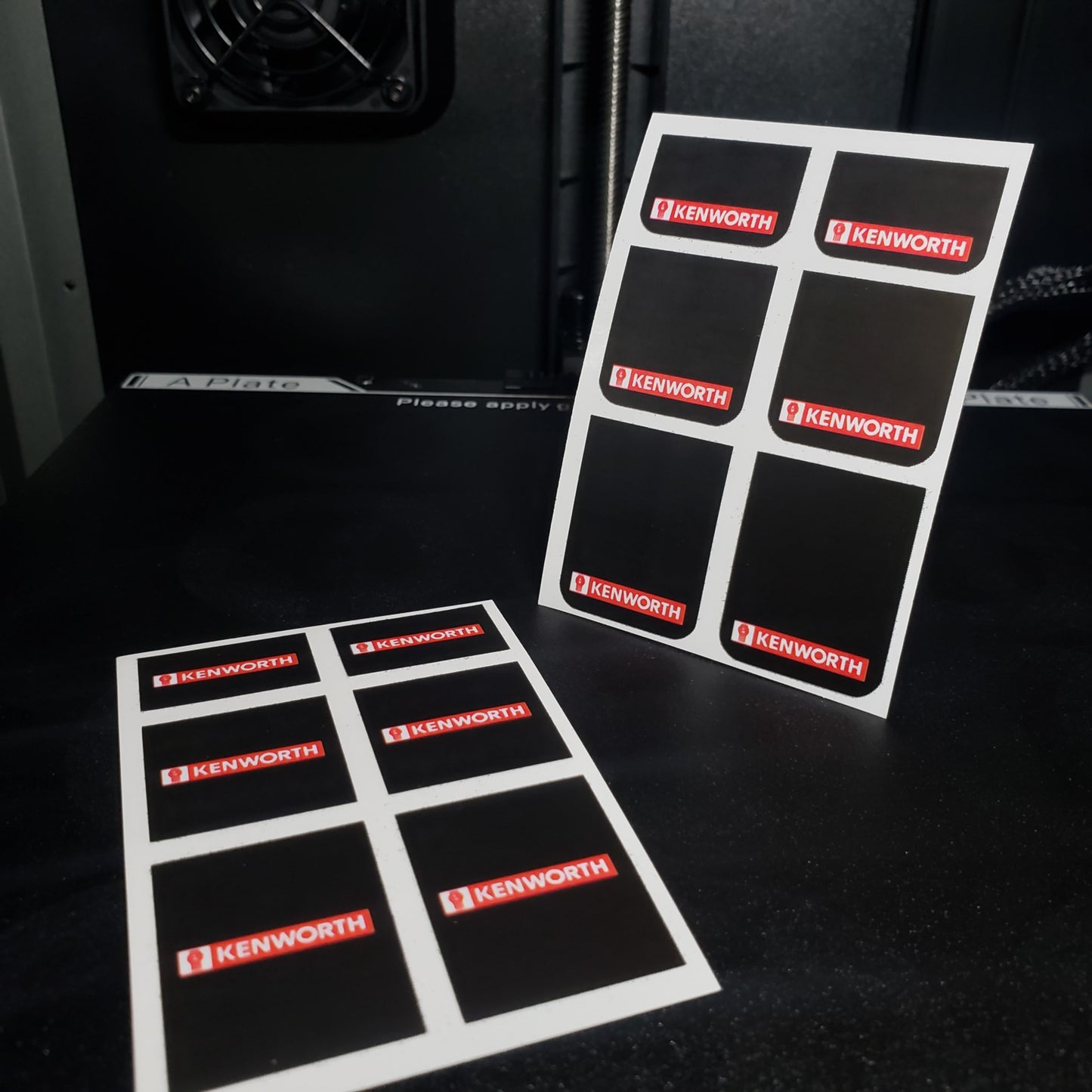 1/25 Kenworth Logo Red on Black MudFlap