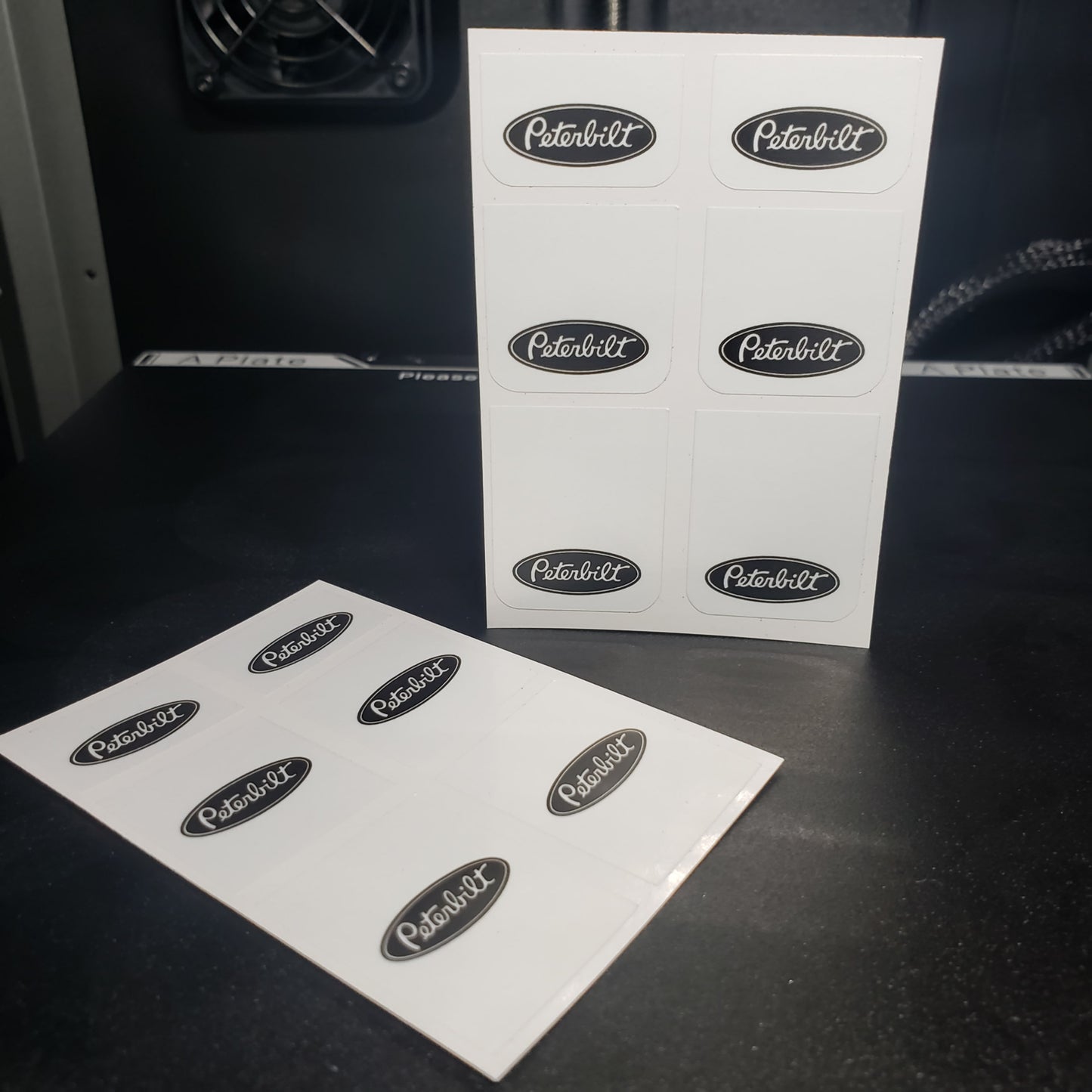 1/25 Peterbilt Black on White MudFlap