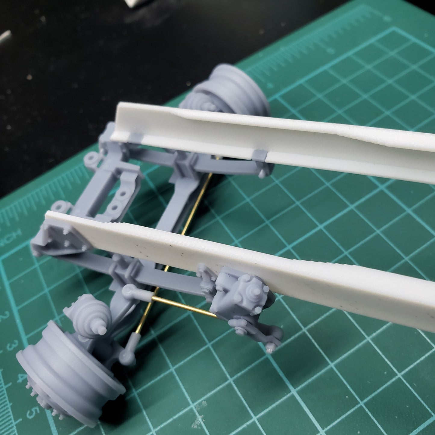 Peterbilt 359 Chassis (70+ pcs)