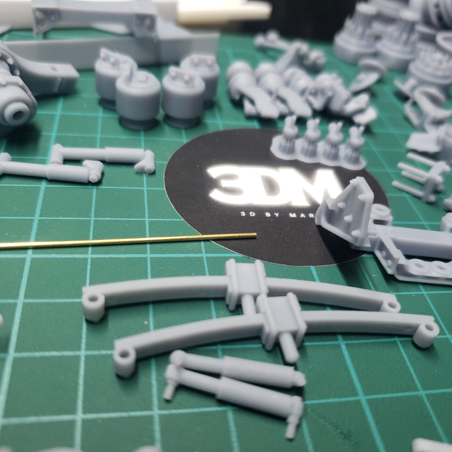 Peterbilt 359 Chassis (70+ pcs)