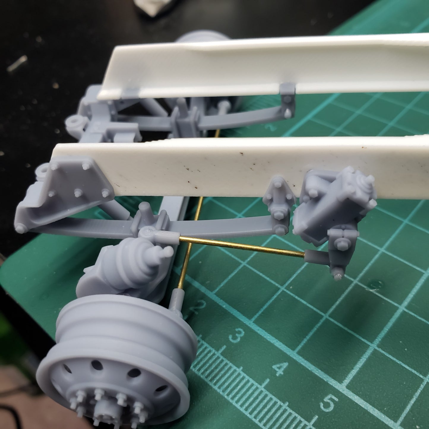 Peterbilt 359 Chassis (70+ pcs)