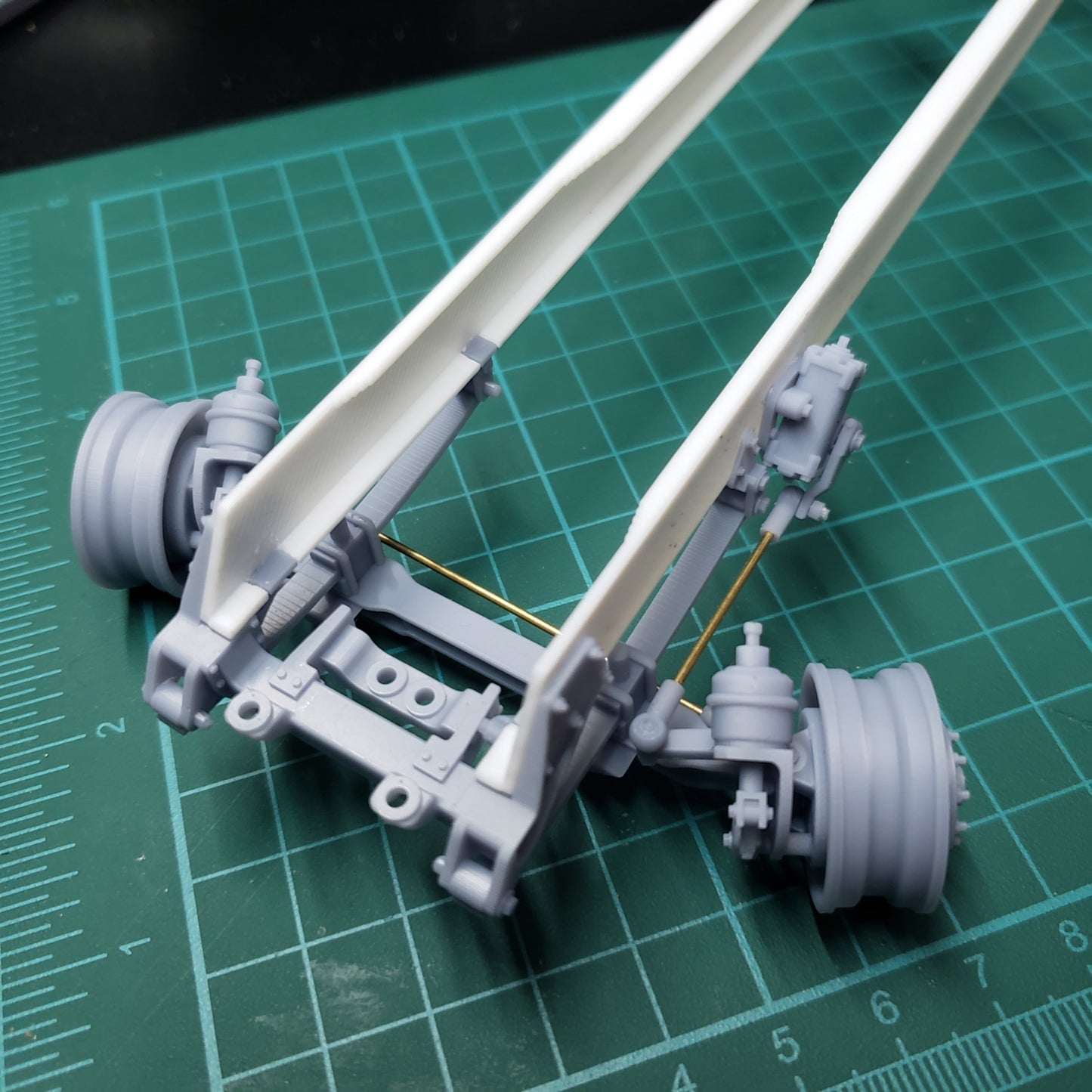 Peterbilt 359 Chassis (70+ pcs)